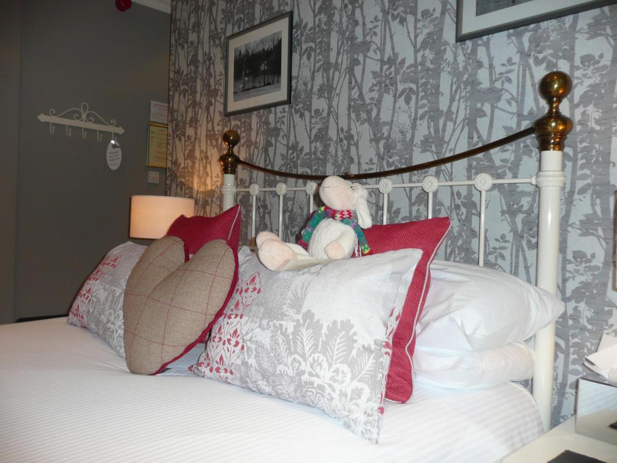 Glenville House - Adults Only - Incl Free Off-Site Health Club With Swimming Pool, Hot Tub, Sauna & Steam Room Bowness-on-Windermere Buitenkant foto
