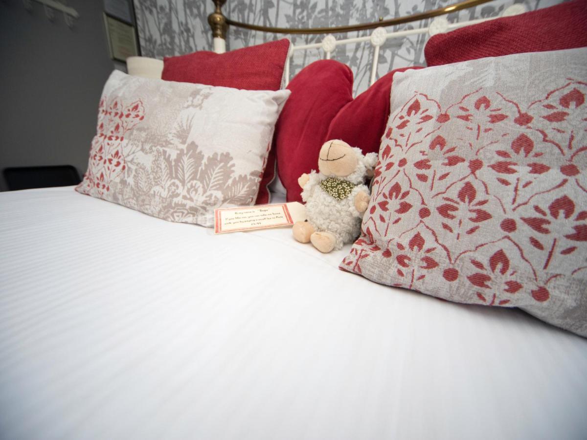 Glenville House - Adults Only - Incl Free Off-Site Health Club With Swimming Pool, Hot Tub, Sauna & Steam Room Bowness-on-Windermere Buitenkant foto